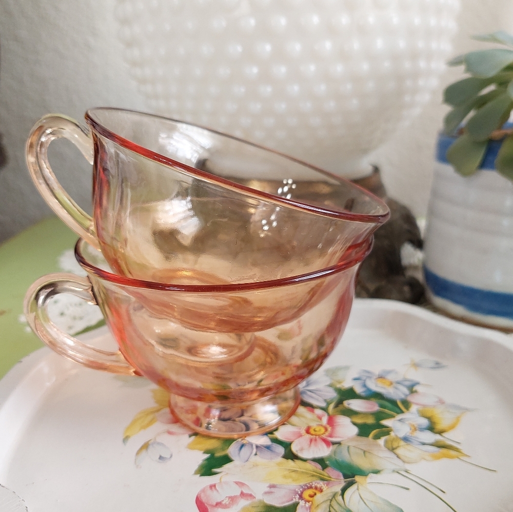 V I N T A G E:: Transulenct Peach Orange Glass Teacups 2pc